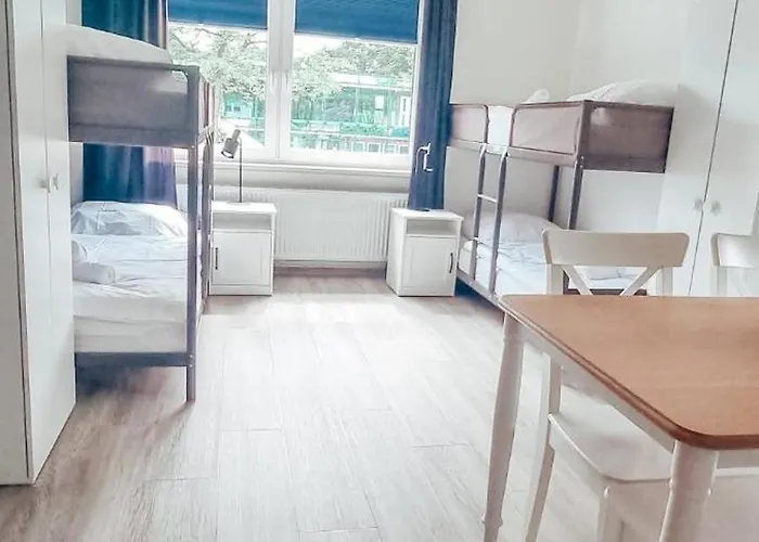 Sechsbettzimmer \