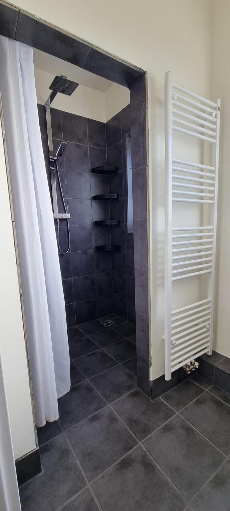 Sechsbettzimmer 