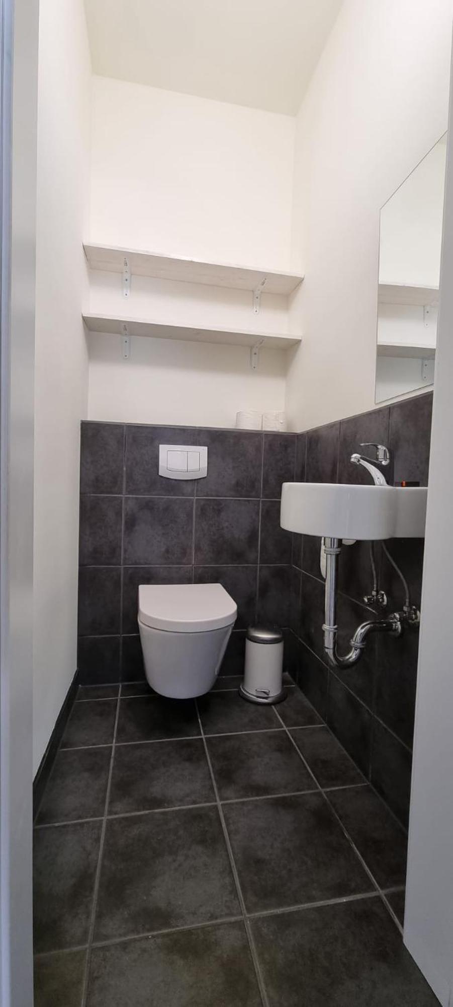 Sechsbettzimmer 